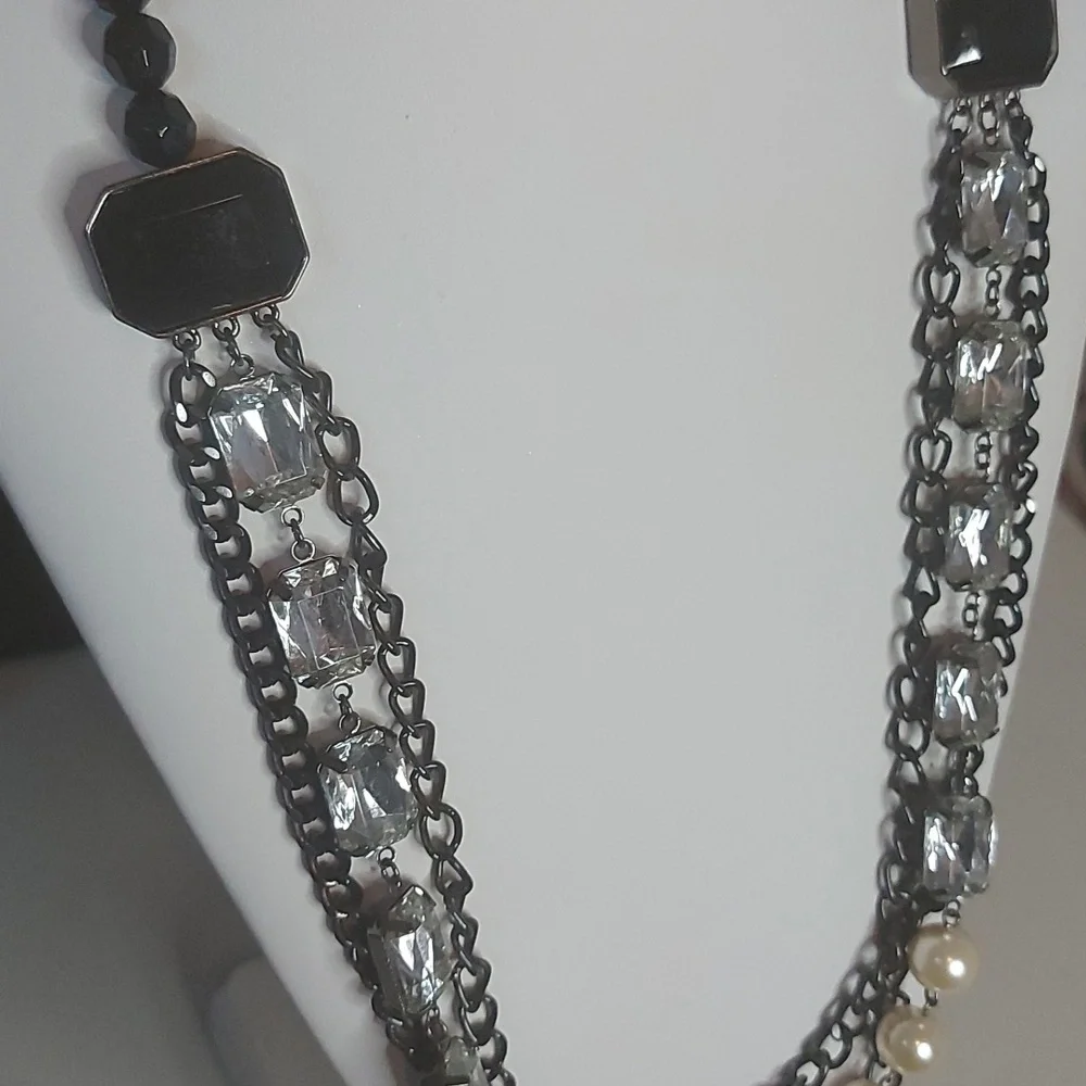 Vintage Avon Mixed Necklace - Picture 3 of 6